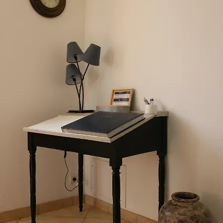 Saint Alary ゲストハウス ラヴォール